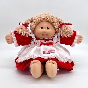 Cabbage Patch Kid Girl Doll Blond Hair Green Eyes Xavier Roberts 1978 1982